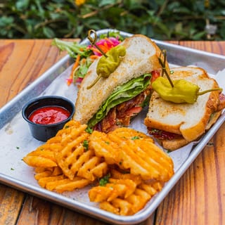BLT AVOCADO SANDWICH