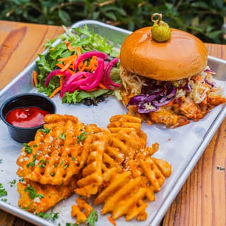 BBQ CHICKEN SANDWICH